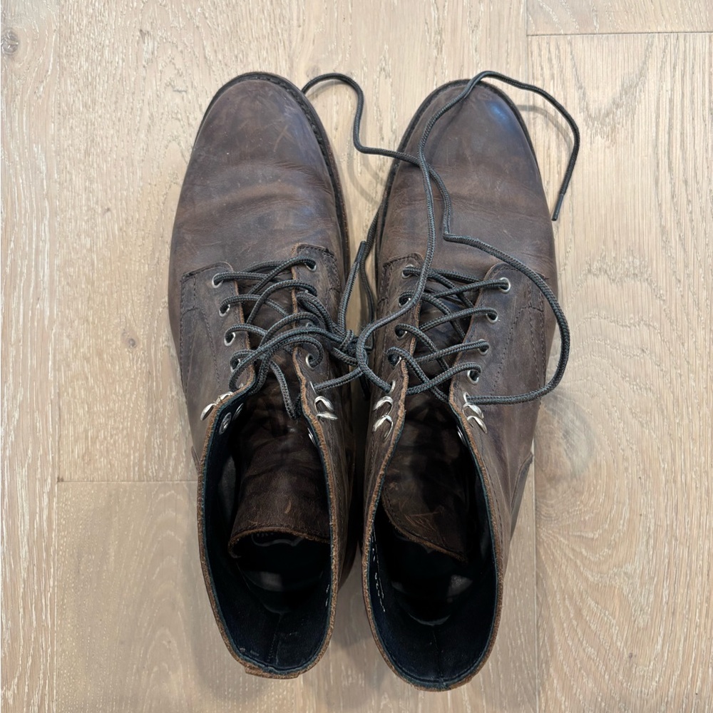 Thursday President Boots